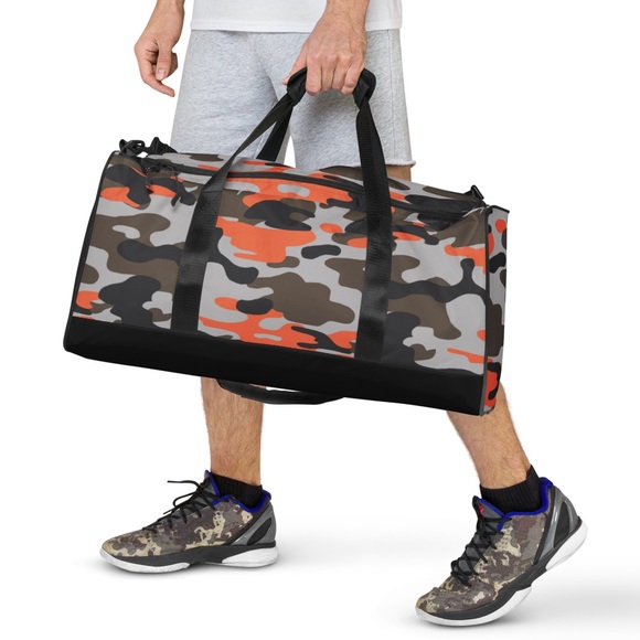 Orange camo duffel bag - Picture 15 of 16